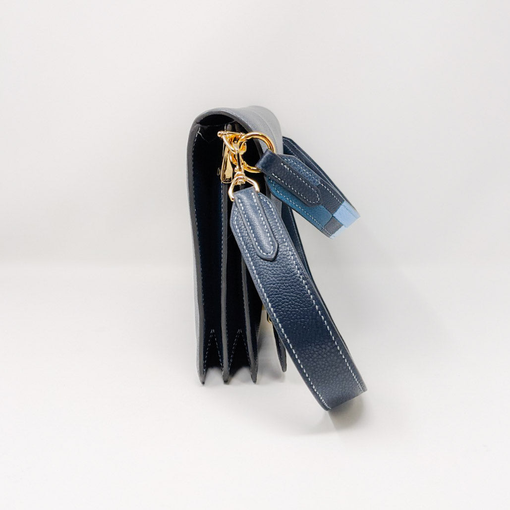 Ivy Navy with Hand and Shoulder Strap by Kubeeka